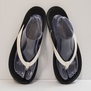 OluKai Women 10 kulapa kai Sandals Shoe Black Thong Flip Flop Flat Slip On Beach